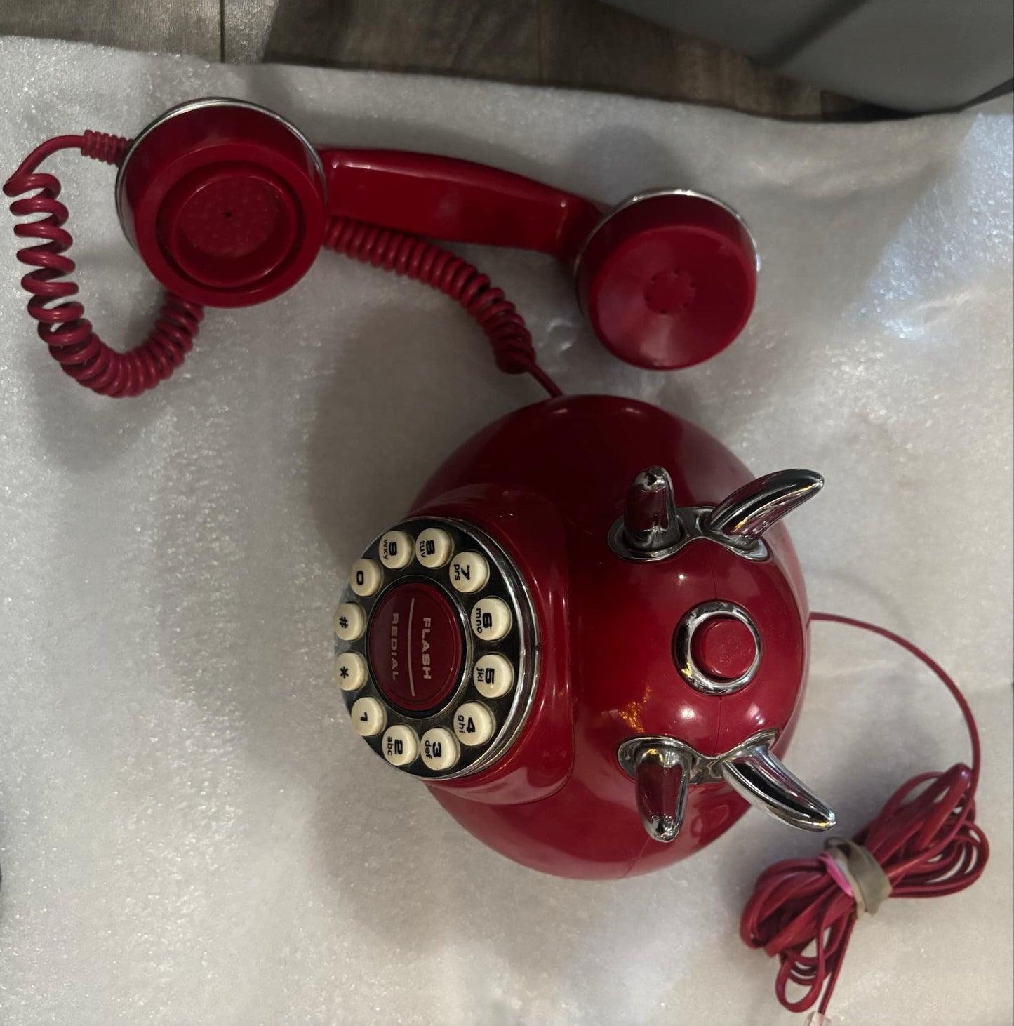 Vintage Rotary-style Push-button Chorded Phone